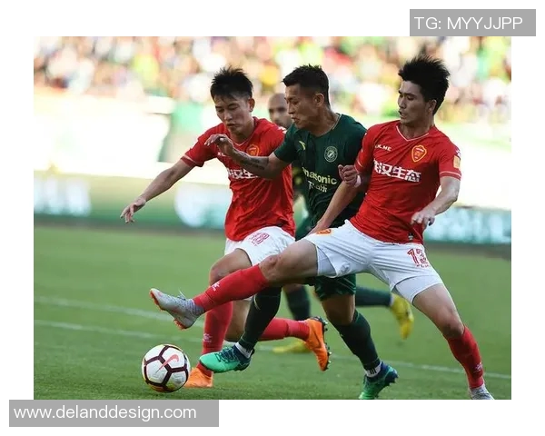 南京足球队速度之争引发热议球迷与专家各执己见 南京足球队速度之争引发热议球迷与专家各执己见