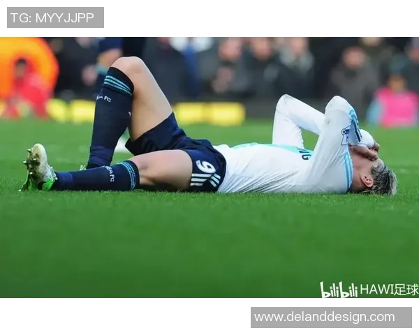 足球明星罚站视频高清揭秘球场背后的故事与情感瞬间 足球明星罚站视频高清揭秘球场背后的故事与情感瞬间